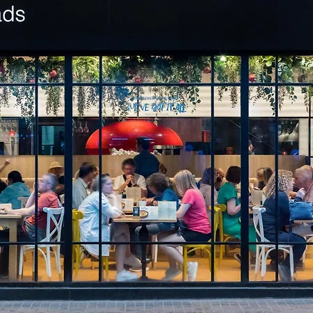מלון Royal Ramblas