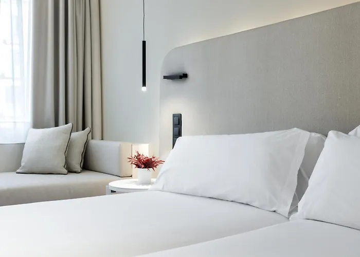 Royal Ramblas Hotell 4*