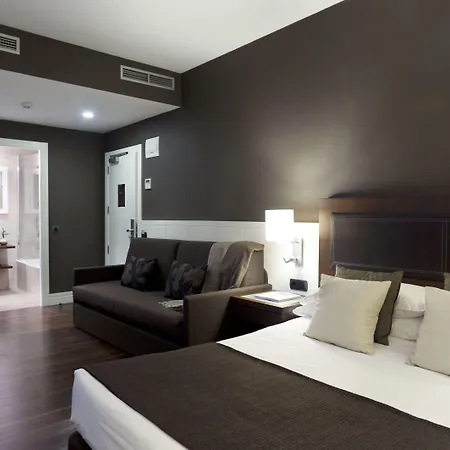 Hotel Royal Ramblas 4*