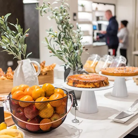 Royal Ramblas Otel 4*