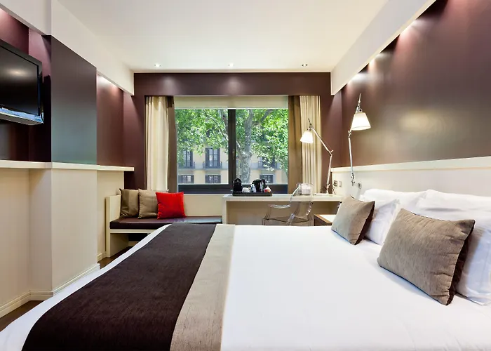 מלון Royal Ramblas 4*